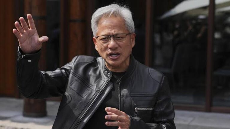 Jensen Huang, generální ředitel Nvidie: "Umělá inteligence nás neuvolní od práce, ale udělá nás více zaneprázdněné než kdy předtím"