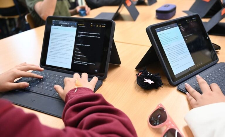 KI ve školách: Nový školní chatbot nabízí příležitosti pro studenty