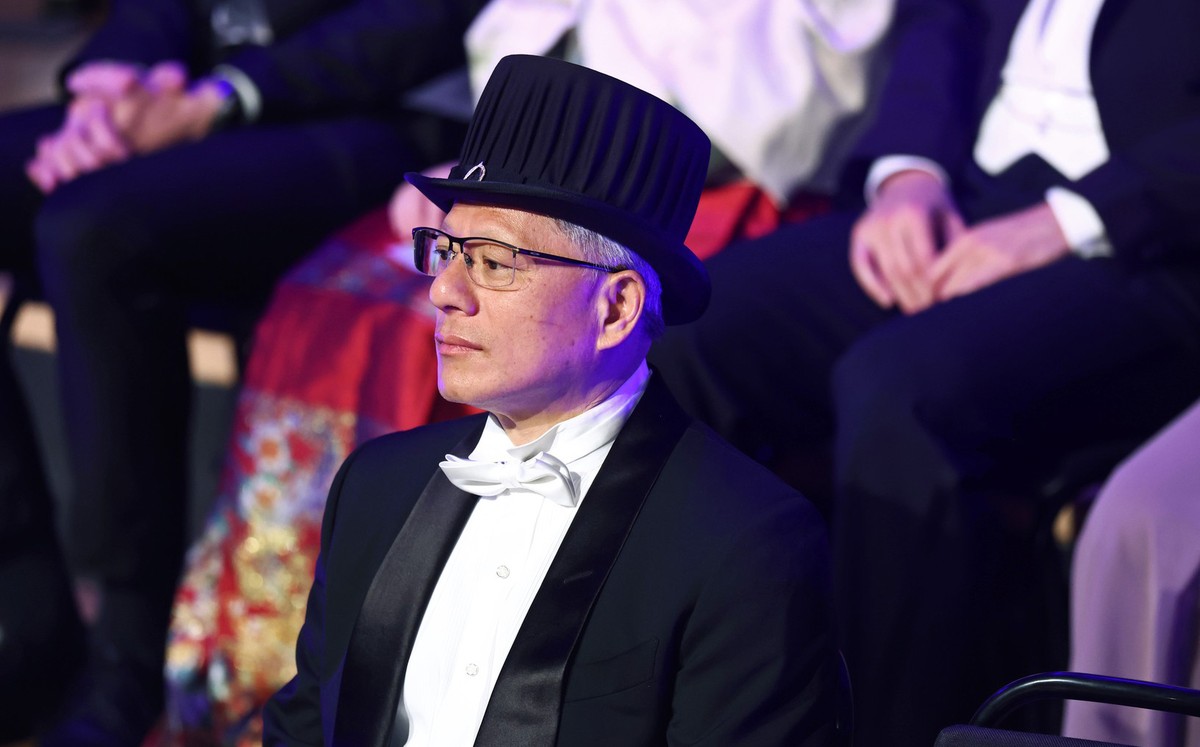 Šéf nejcennější společnosti na světě doporučuje lidem návrat do továren: „Ne každý potřebuje doktorát“