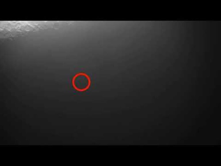 Záblesk na noční straně Měsíce zachycený na video