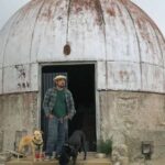 “Autoexilace”: Mladý muž žijící v opuštěné observatoři v Patagonii