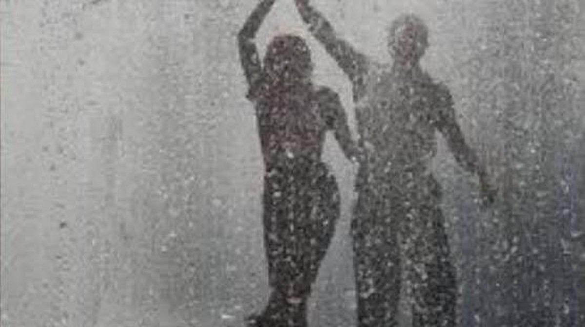 Čtyři znamení zvěrokruhu, která si užívají déšť s šálkem čaje