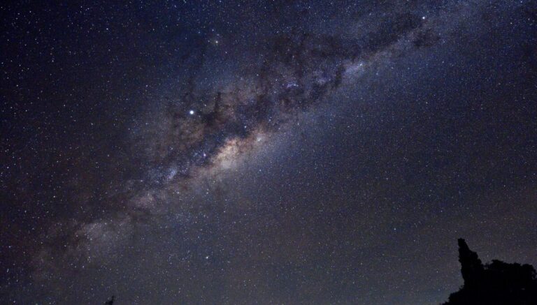 Jupiter: Jasná Hvězda Na Noční Obloze