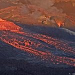 Kīlauea: Pokračující aktivita a očekávaný výbuch lávy