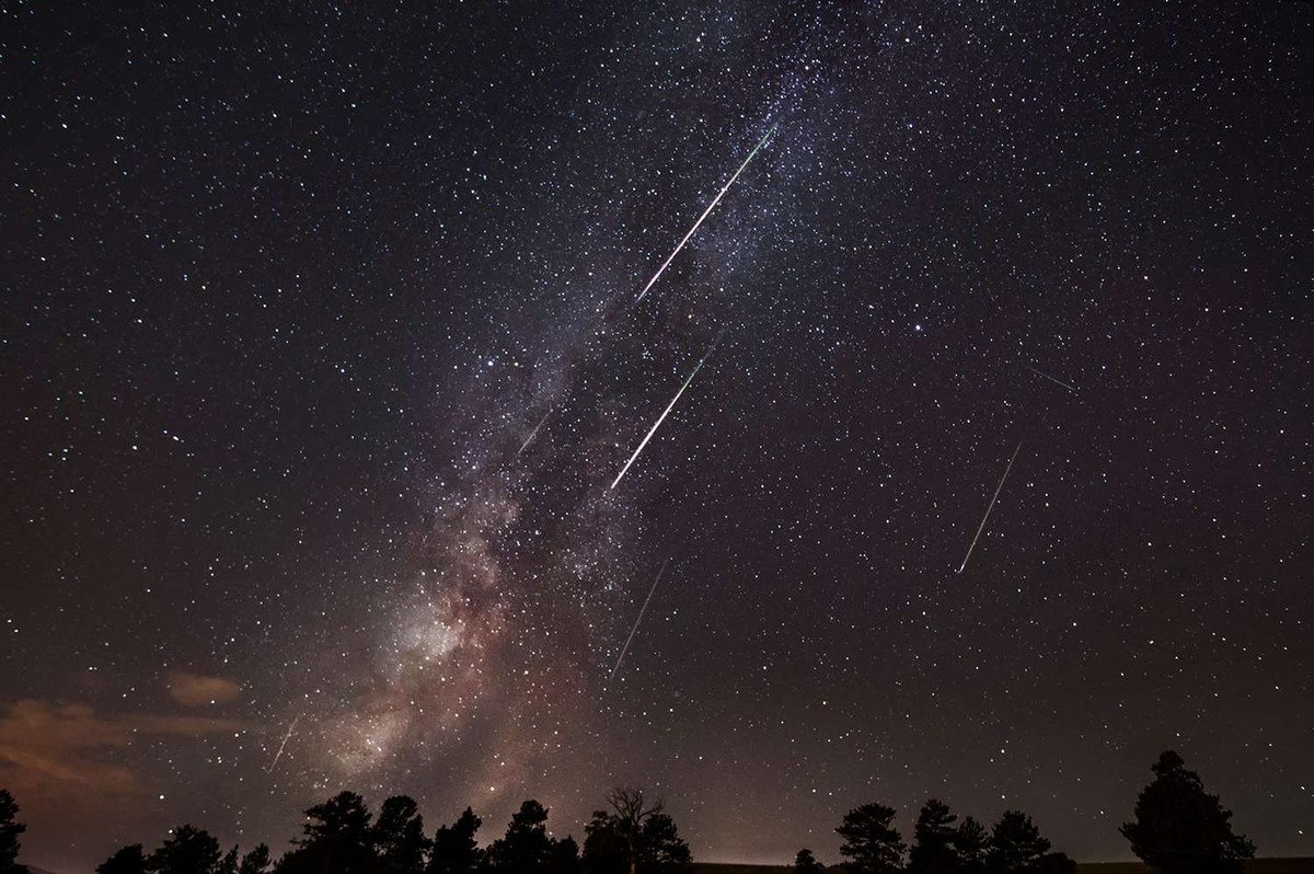 Nejjasnější meteoritický déšť roku 2026 dosáhne vrcholu pod bezměsíčnou oblohou – zde je místo a čas, kdy ho můžete vidět
