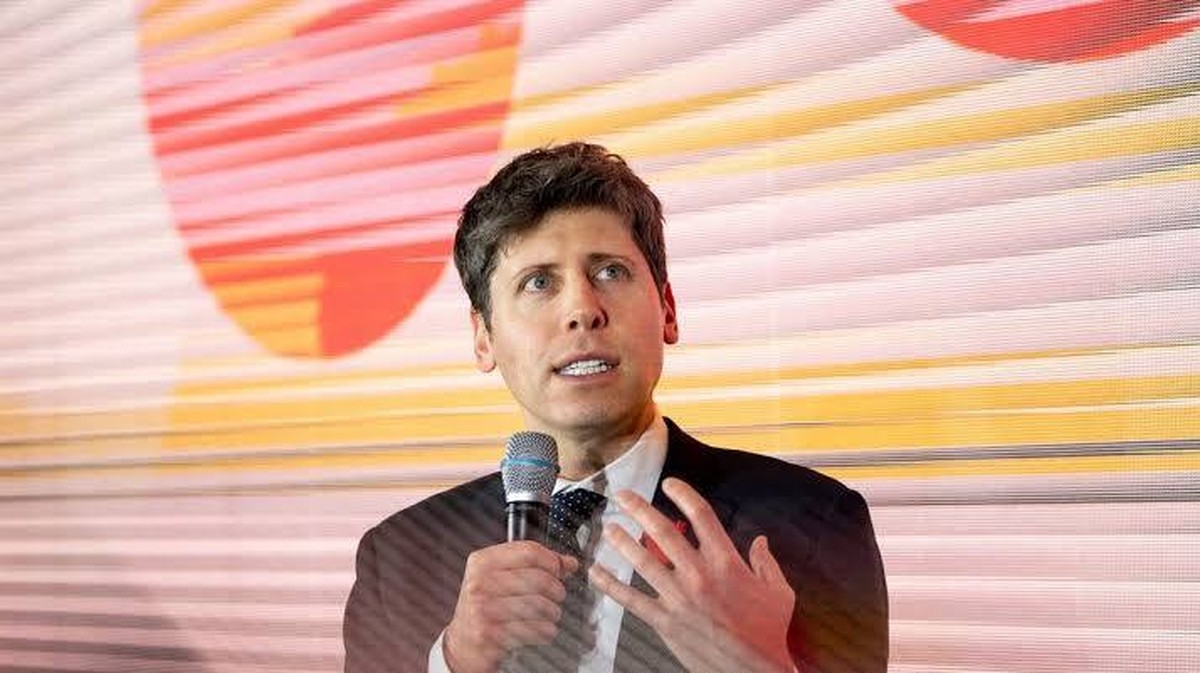 OpenAI zahajuje testování reklam v aplikaci ChatGPT