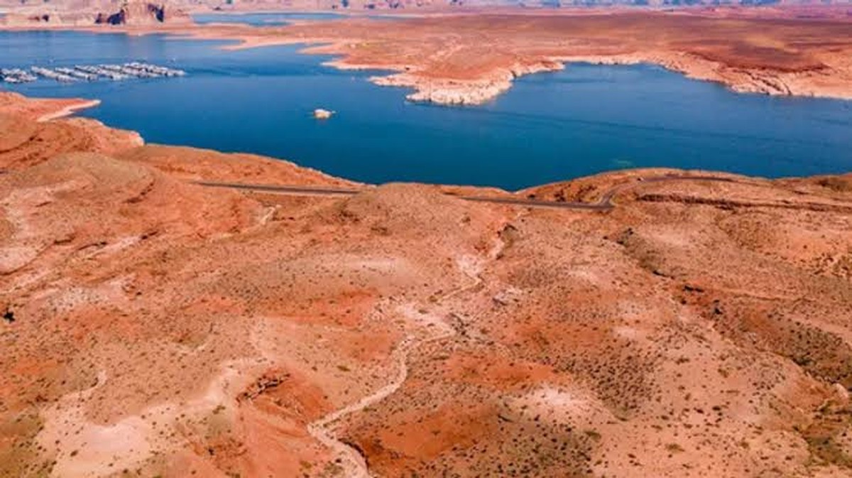 Přítomnost Severního ledového oceánu na Marsu