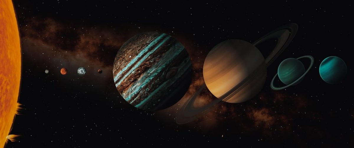 Vzácná astronomická podívaná: Usazení planet na obloze