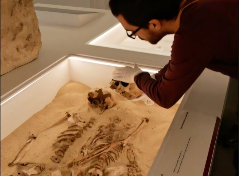 Starožitné DNA odhaluje případ vzácné genetické choroby staré 12 000 let